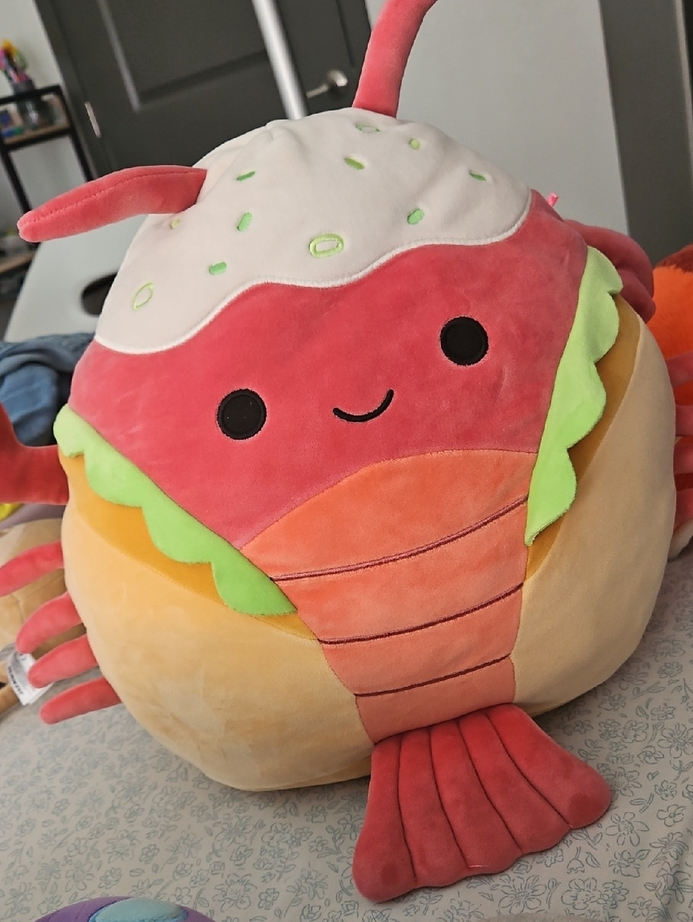 Squishmallow Lorono Lobster